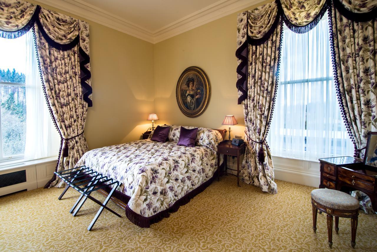 Crossbasket Castle Hotel & Restaurant High Blantyre 외부 사진